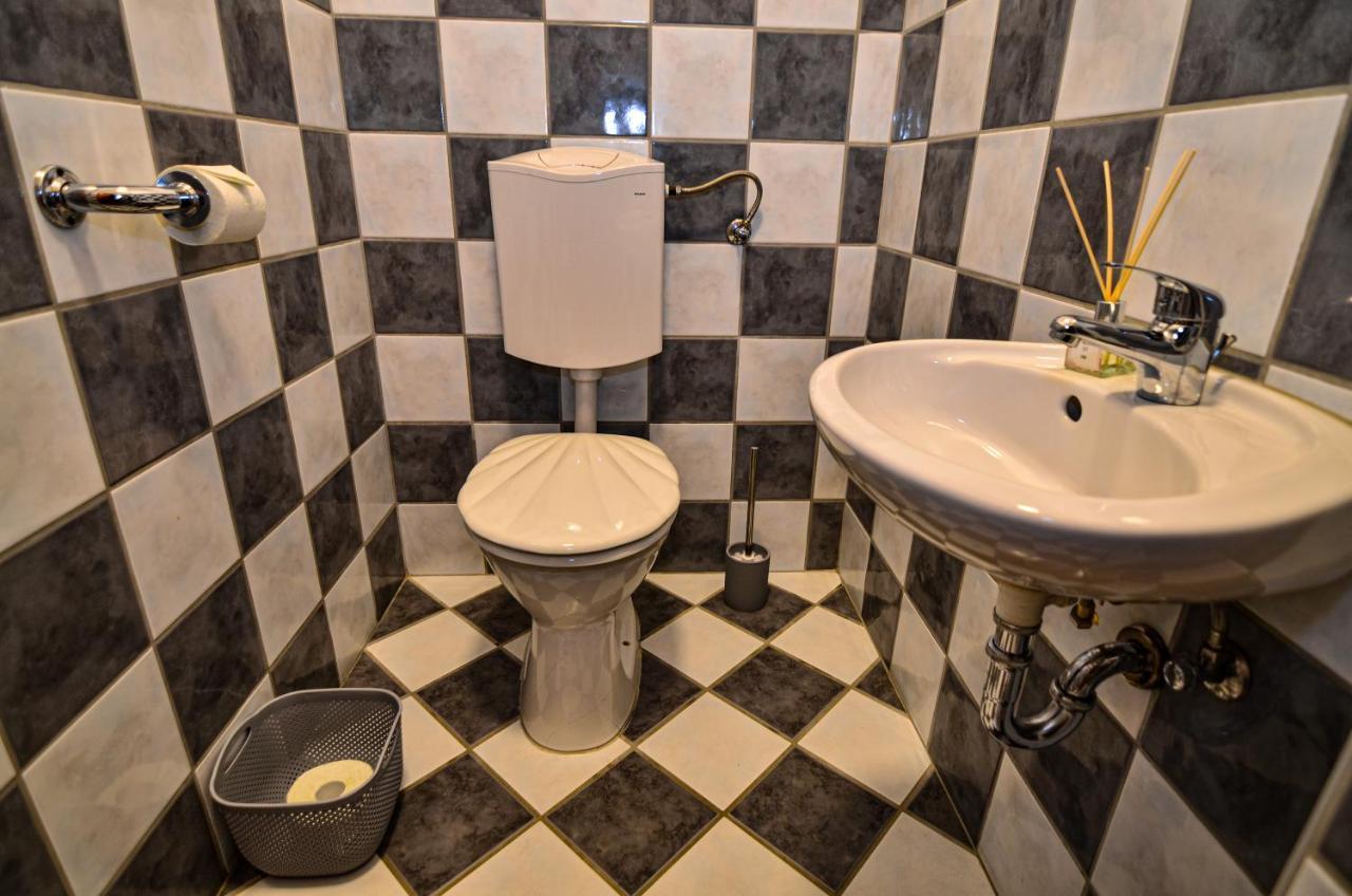 Ferienwohnung Kossuth Vendeghaz Tolna Exterior foto